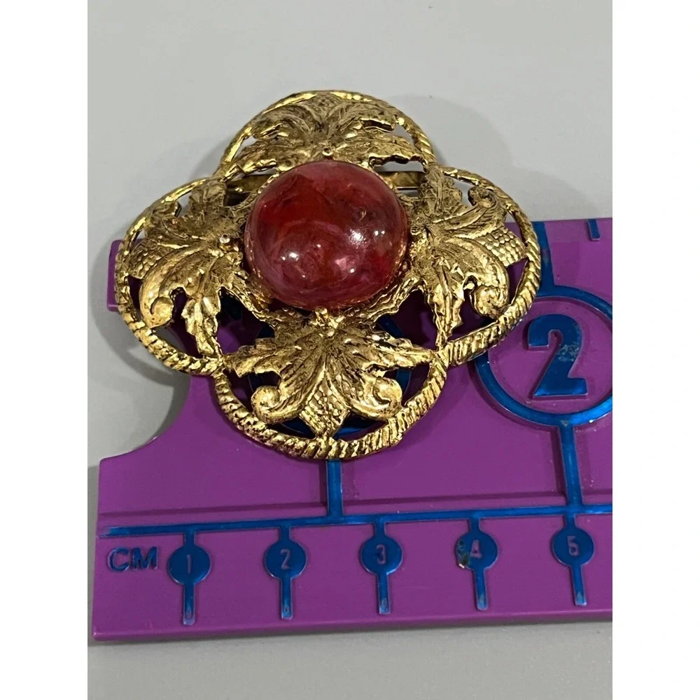 Vintage Leaf Pin Brooch  with Red‎ Cabochon